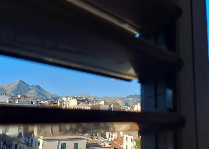 Amedeo - Centro Apartment